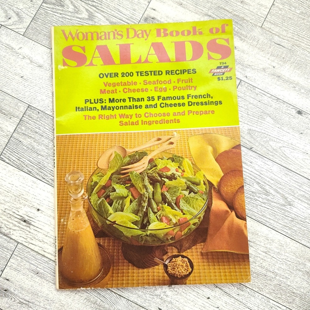 Woman's Day Book of Salads Cookbook‎ Booklet 1963 200+ Recipes Fawcett Paperback